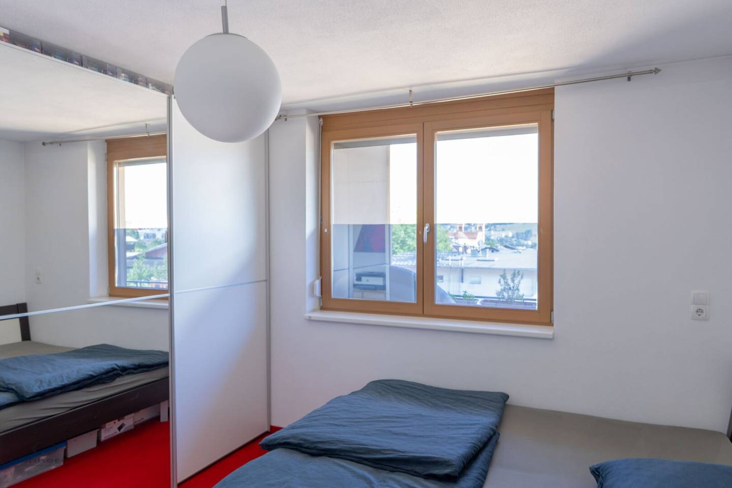 Sonnige Dachgeschoss- Wohnung in zentrumsnaher Lage