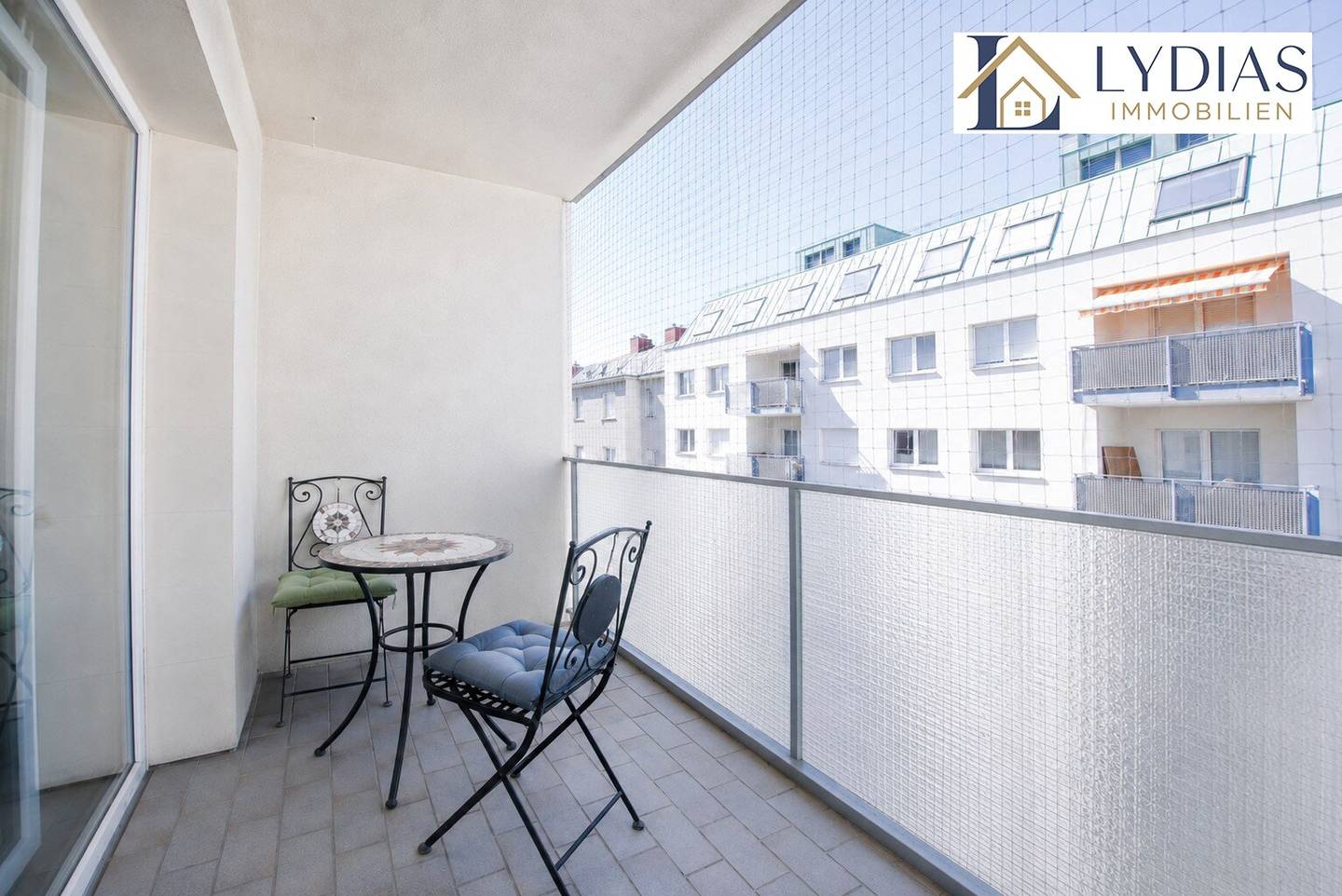 Traumhafte 2-3 Zimmer-Wohnung mit Balkon - freier Mietzins, künftig Nähe U2-Reinprechtsdorfer Straße / Top Infrastruktur!