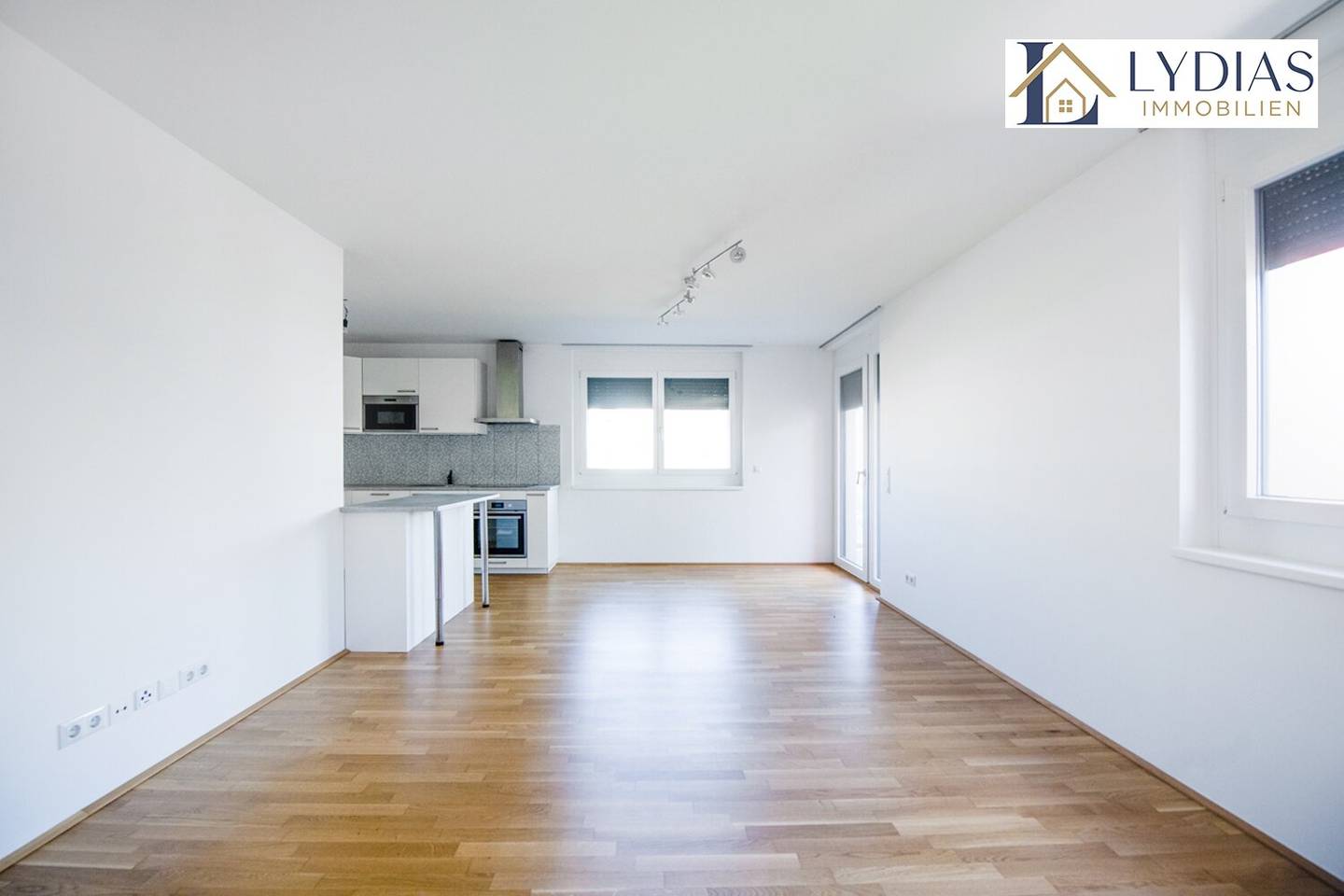 Stilvolle und ruhige 3-Zimmer-Wohnung mit großzügigem Balkon und Ausblick ins Grüne, BJ 2018, sehr gepflegt – Top-Infrastruktur!