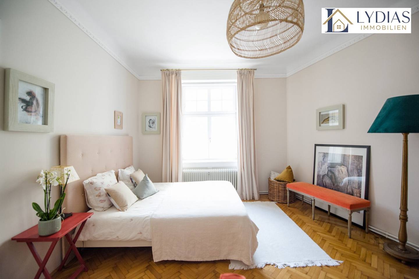 Stilvolle und sehr gepflegte 3-Zimmern Altbauwohnung mit Balkon / Bestlage / nahe U4-Unter St. Veit / Top Infrastruktur