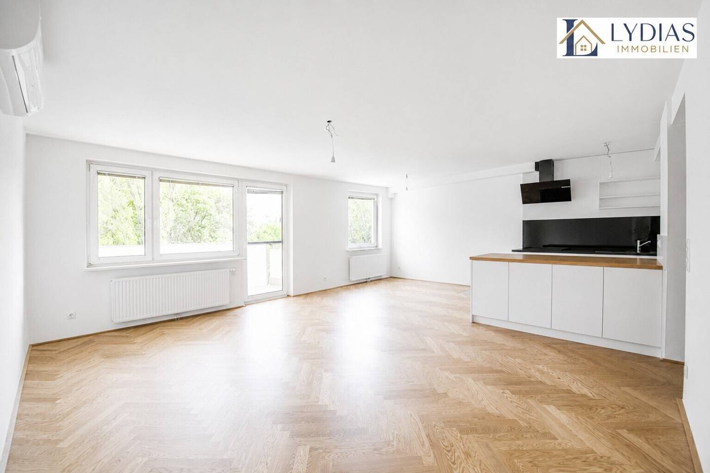 ERSTBEZUG – Traumhafte und helle 4-Zimmer Wohnung mit Balkon ca. 12 m² - Zimmer zentral begehbar - Top Infrastruktur!