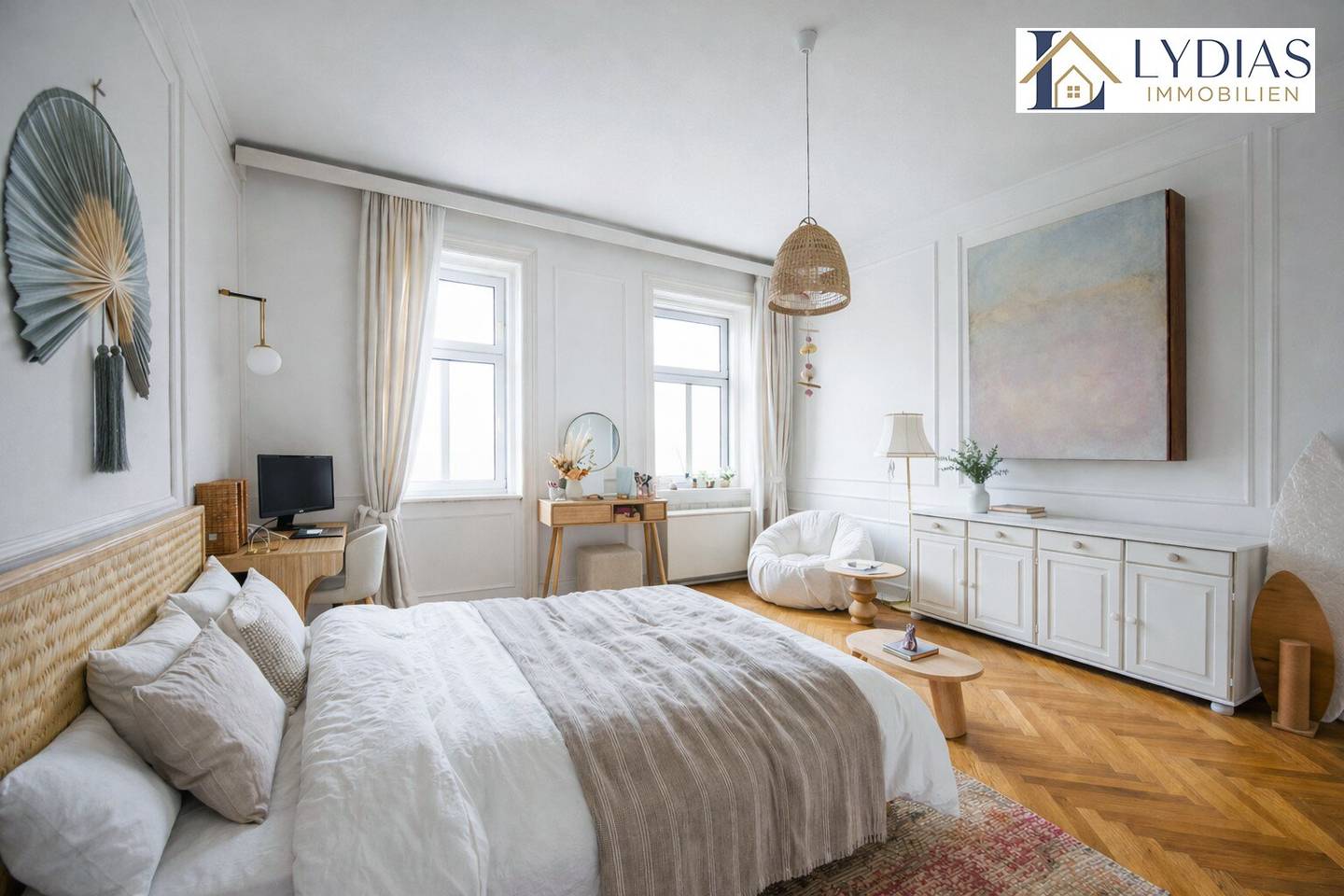 Traumhafte 2-Zimmer-Altbauwohnung mit Loggia zum Innenhof, sehr gepflegt, Top-Anbindung / Kurzzeitvermietung evtl. möglich