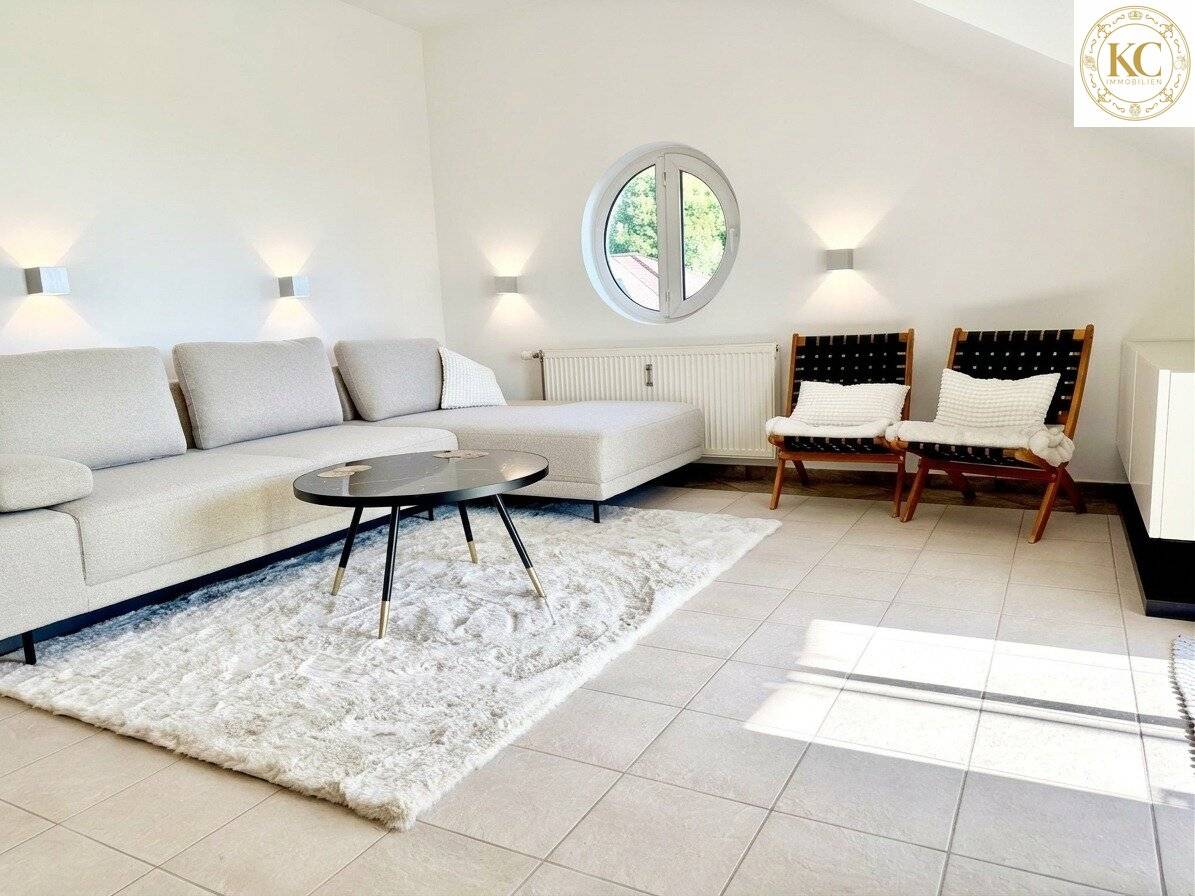 Stylisches Design-Apartment mit Balkon und Wörthersee-Blick – Wohnen, wo andere Urlaub machen