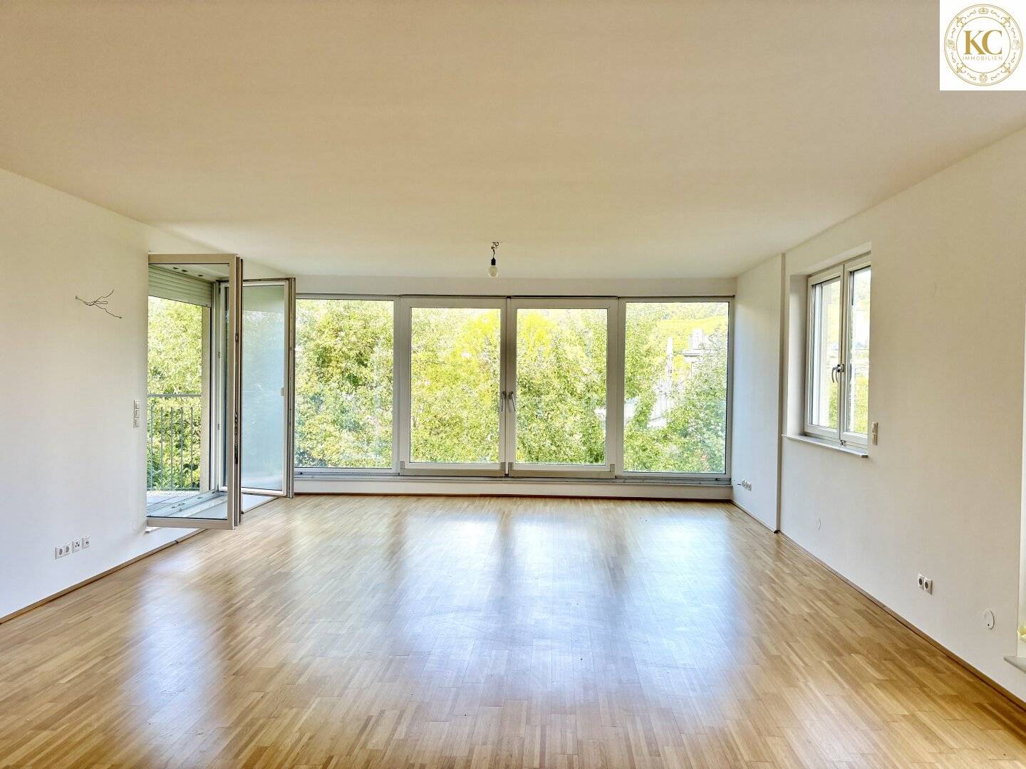 Exklusive Villa mit Panorama, Ruhe und Sonne in Bestlage
