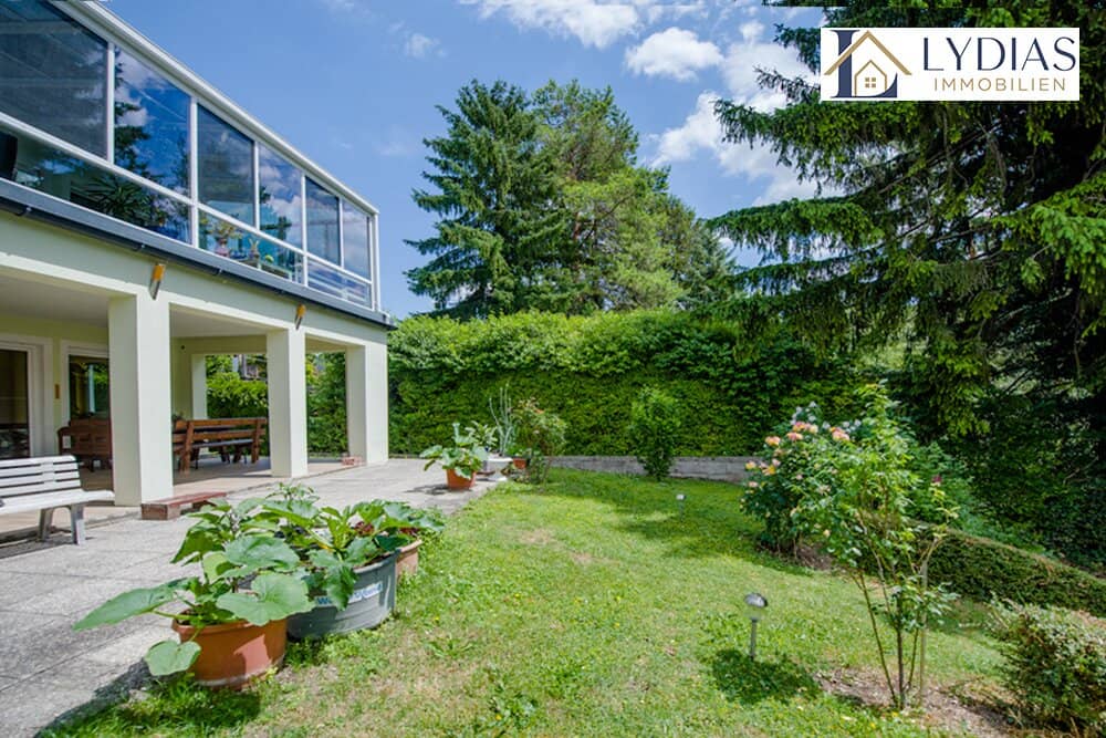 Gemütliches und sehr gepflegtes Einfamilienhaus in ruhiger Bestlage – Wohnen mit Gartenidylle und traumhaftem Weitblick aus dem Wintergarten