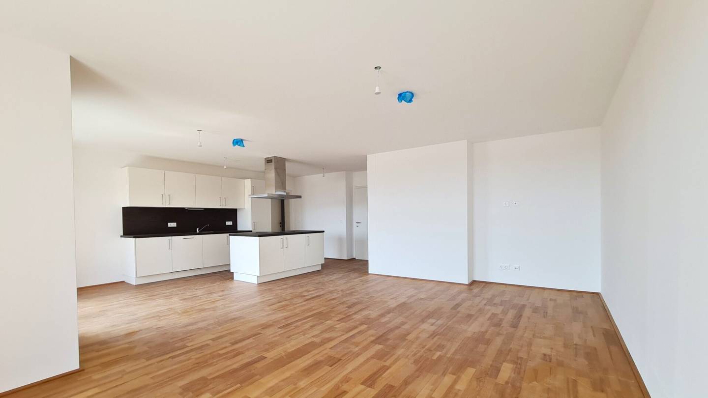 Familienwohnung mit großem Balkon, sofort verfügbar!