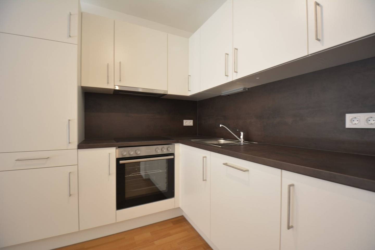 Familienwohnung mit Fernblick, 3 Schlafzimmer, Parkgaragenplatz inkludiert!