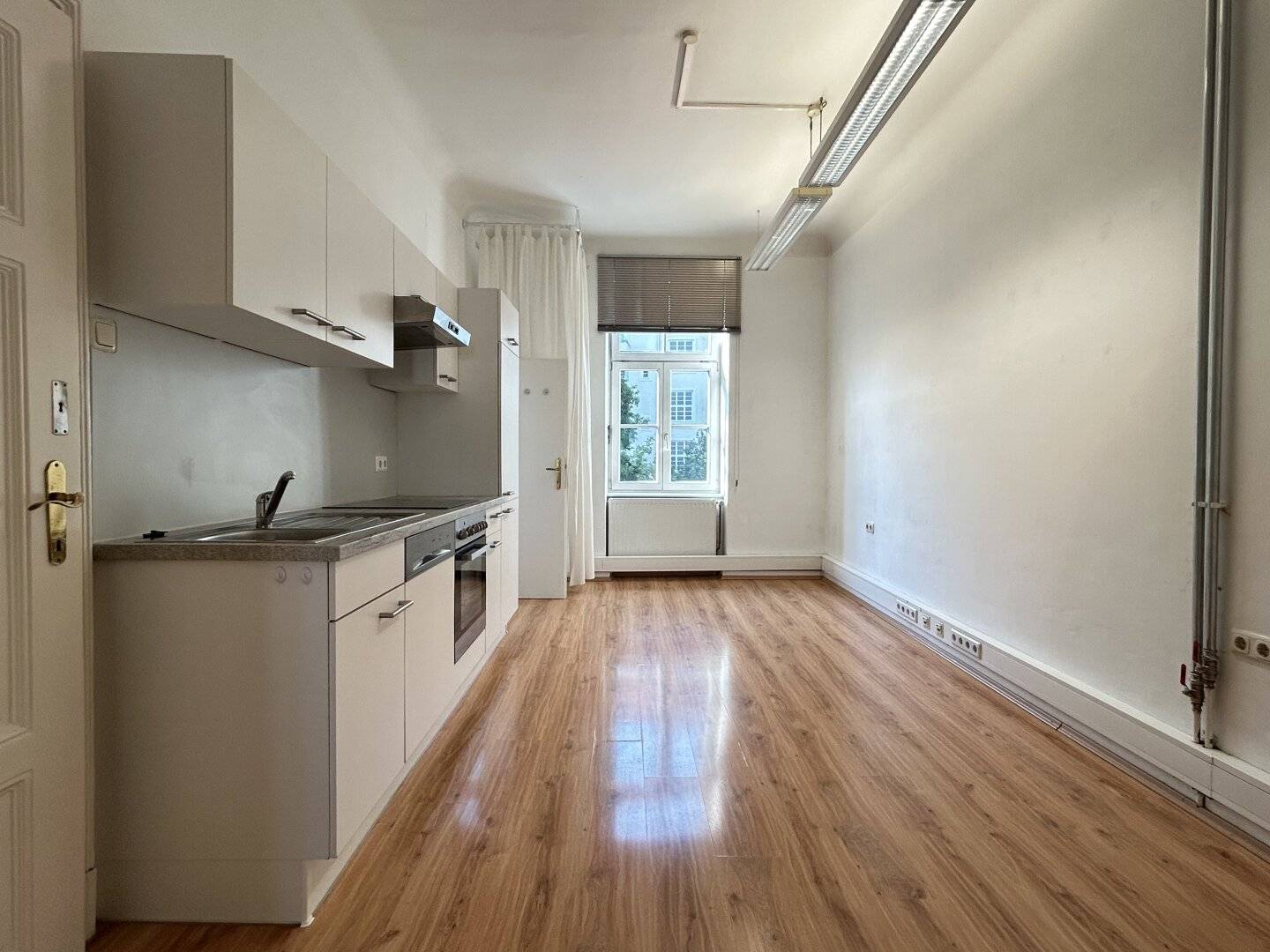 Attractive office space with 2 offices in Graz-Leonhard