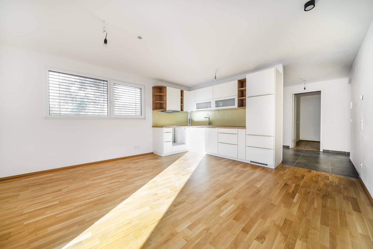 ***2-Zimmer-Neubauwohnung inklusive Küche mit Südbalkon in absoluter Ruhelage auf Eigengrund***