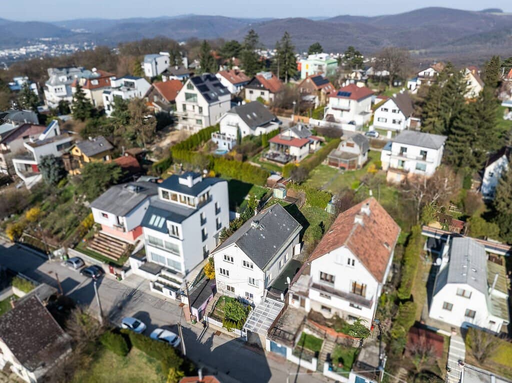 Oberhalb der Stadt! Traumpanorama Traumprojekt Stadt- & Waldblick!