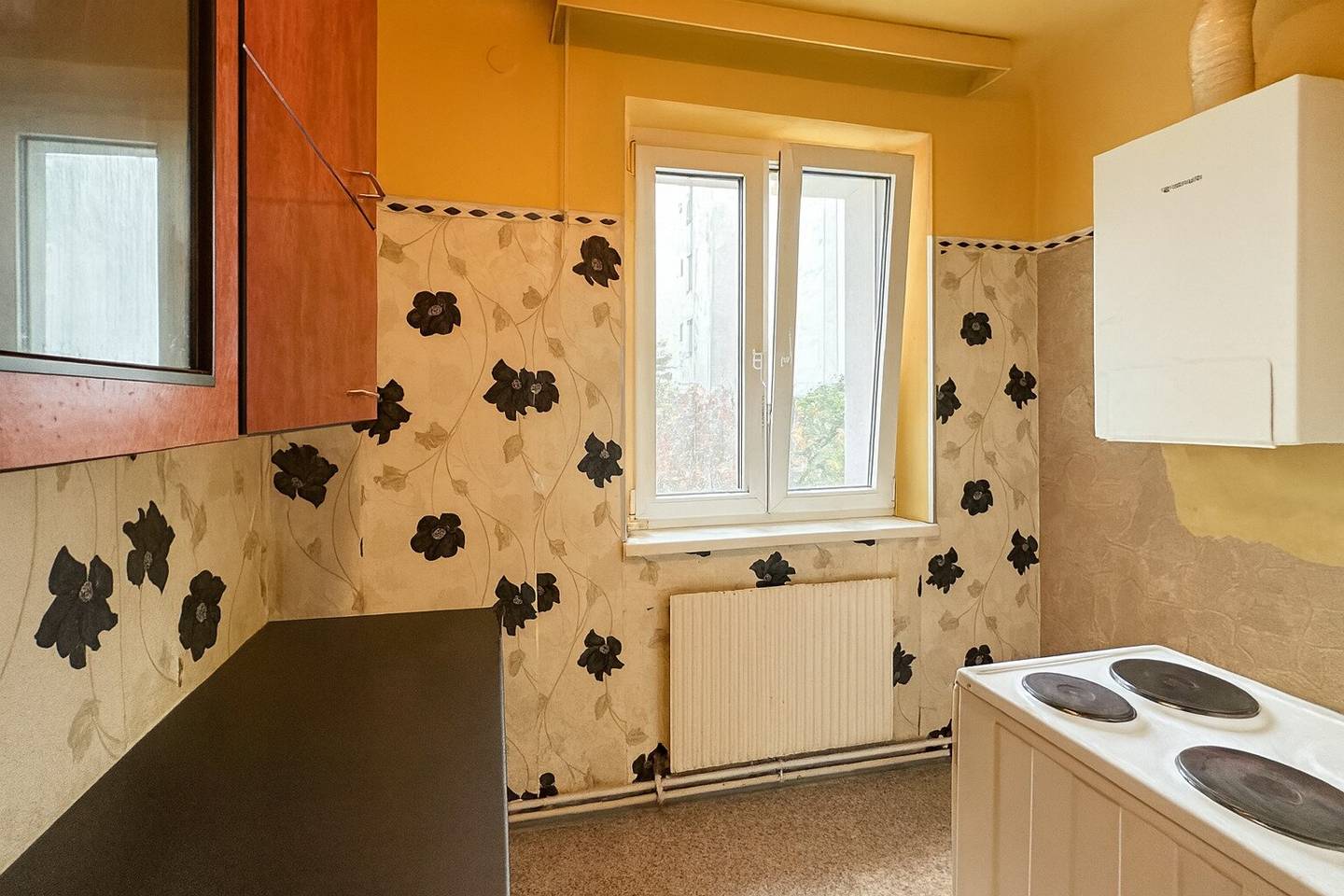 ***Sanierungsbedürftige 2,5 Zimmer-Wohnung nahe Brunnenmarkt***