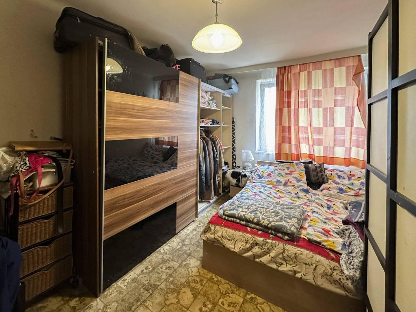 ***Sanierungsbedürftige 2,5 Zimmer-Wohnung nahe Brunnenmarkt***