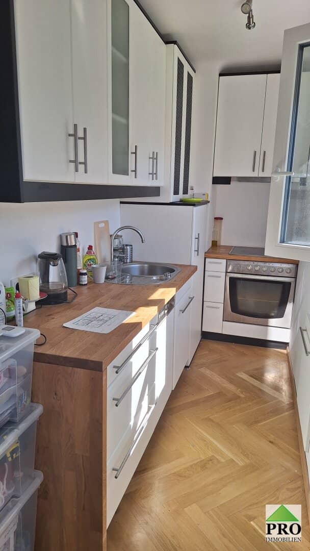 Vollrenovierte sonnige Dachgeschoßwohnung. Potential zur Erweiterung des Rohdachbodens/Nähe Donaukanal und Augarten