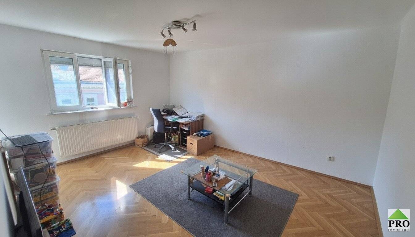Vollrenovierte sonnige Dachgeschoßwohnung. Potential zur Erweiterung des Rohdachbodens/Nähe Donaukanal und Augarten