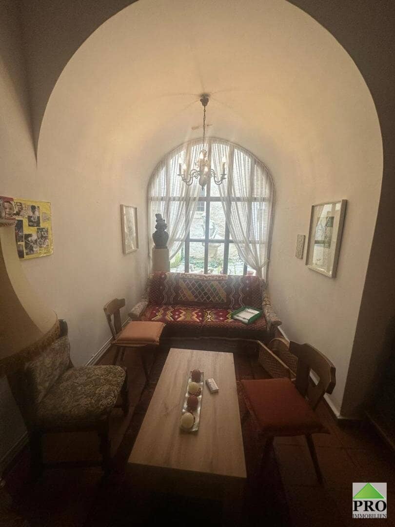 Beste Lage in Krems - am hohen Markt!  167m2 Eigentum  als Geschäft, Büro, Wohnung oder Atelier gut geeignet!