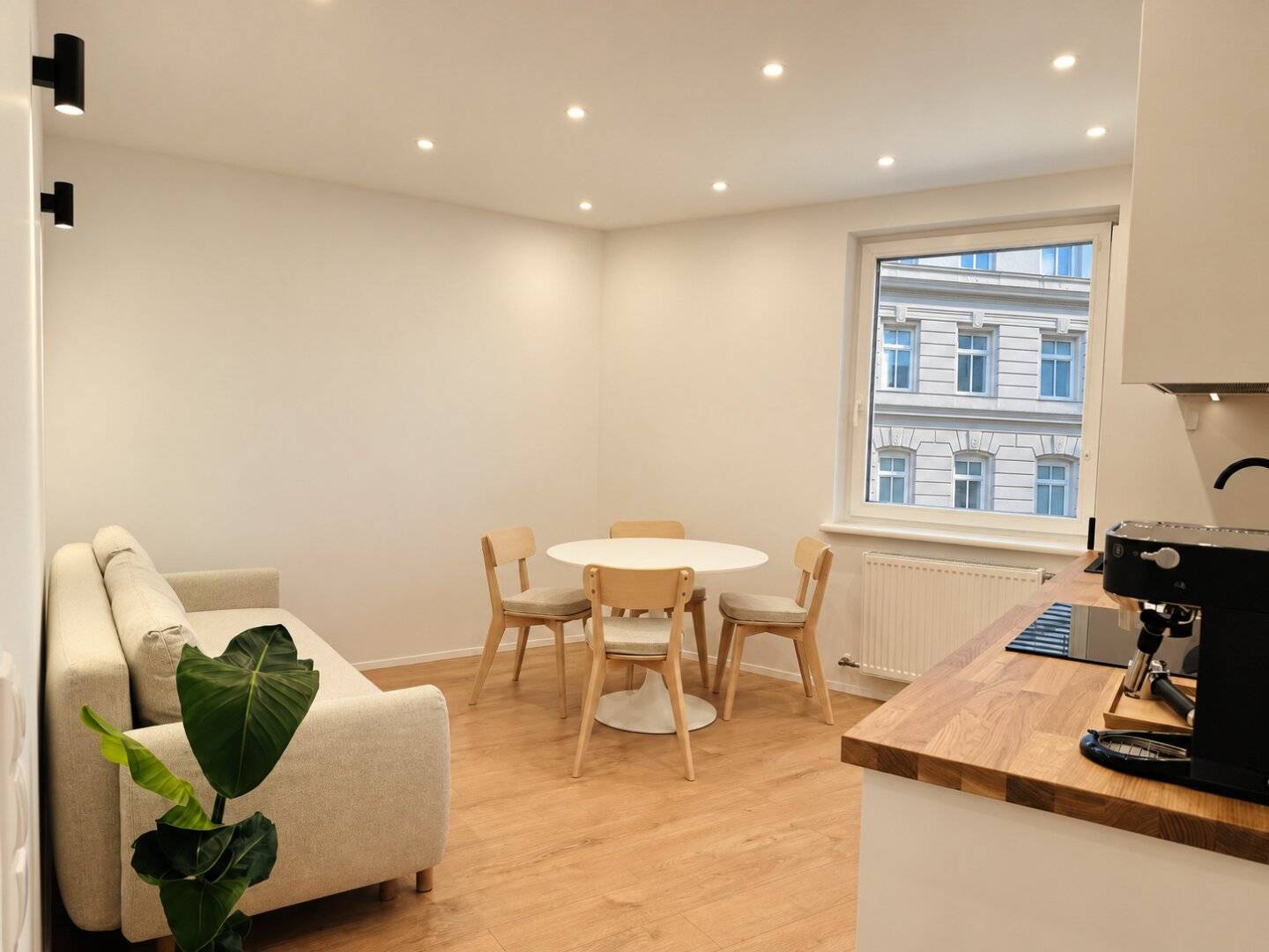 Provisionsfrei! Neuwertige 57 m² Wohnung mit 2 Schlafzimmern – Nähe Schönbrunn, U4 in 3 Min.