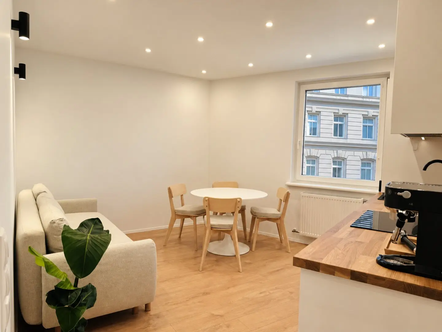 Provisionsfrei! Neuwertige 57 m² Wohnung mit 2 Schlafzimmern – Nähe Schönbrunn, U4 in 3 Min.