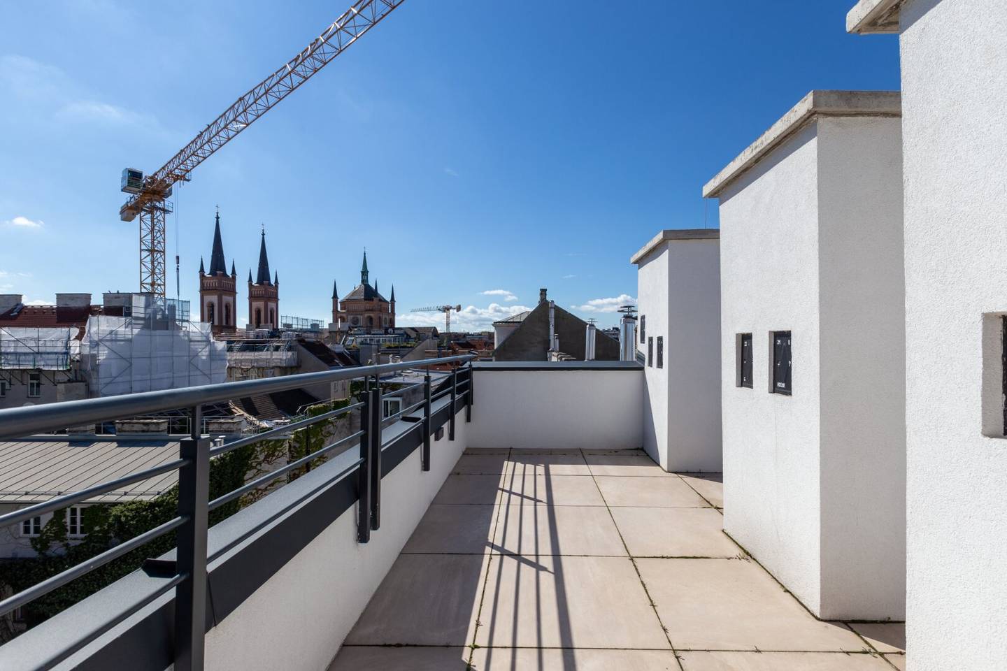 Hochwertiges Edelinvestment - Befristet vermietetes Dachappartment - Ruhelage