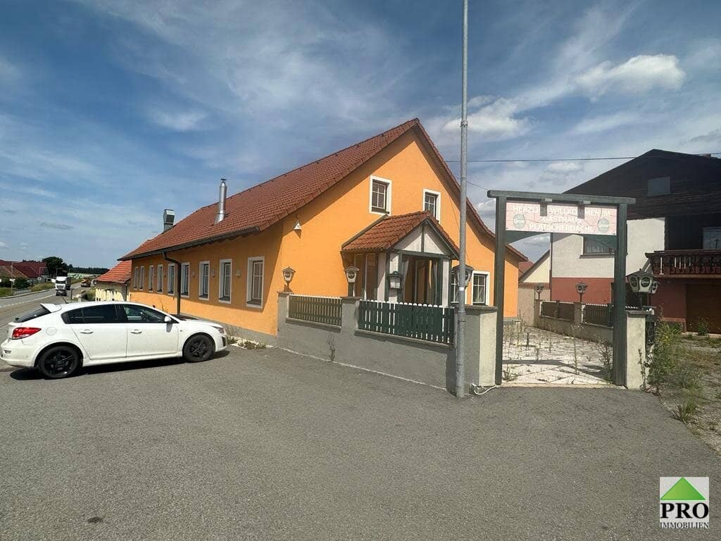 Geschäftshaus & Grundstück direkt auf der Wiener Bundesstraße zu verkaufen! Gasthaus - Motel oder andere Verwendungszwecke!
