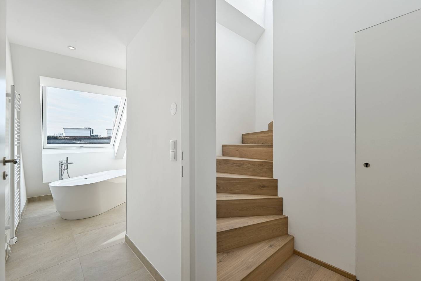 Brand new top floor apartment with large terrace