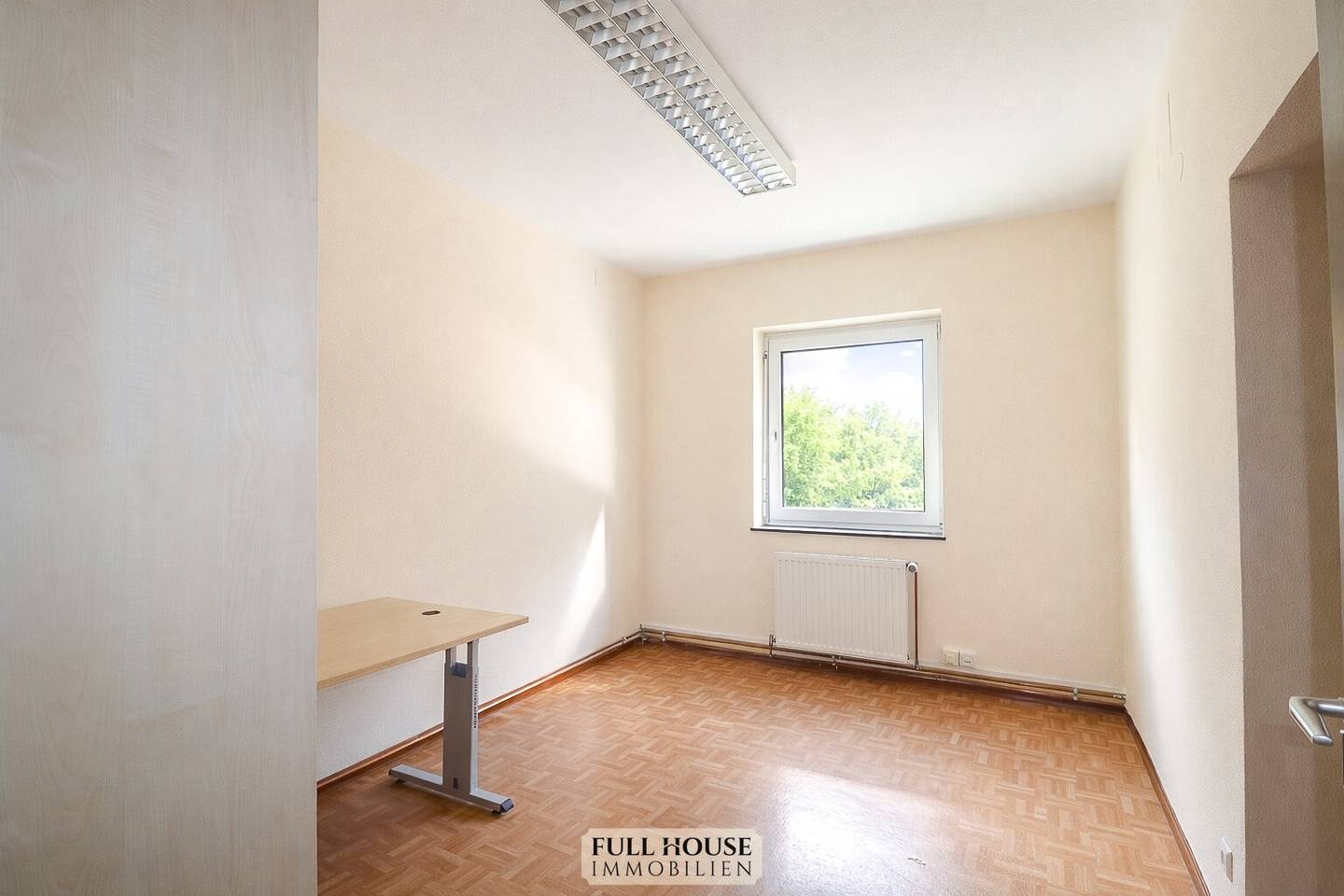 Kompakte 3-Raum-Büroeinheit im 1. Obergeschoss