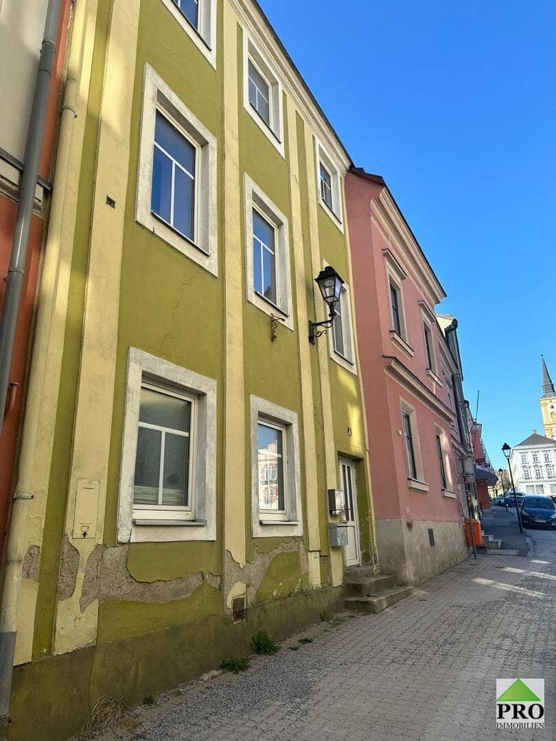 Anleger - Investoren Objekt! Mehrfamilienhaus mit 3 Wohnungen mitten in der Bezirksstadt Waidhofen an der Thaya!