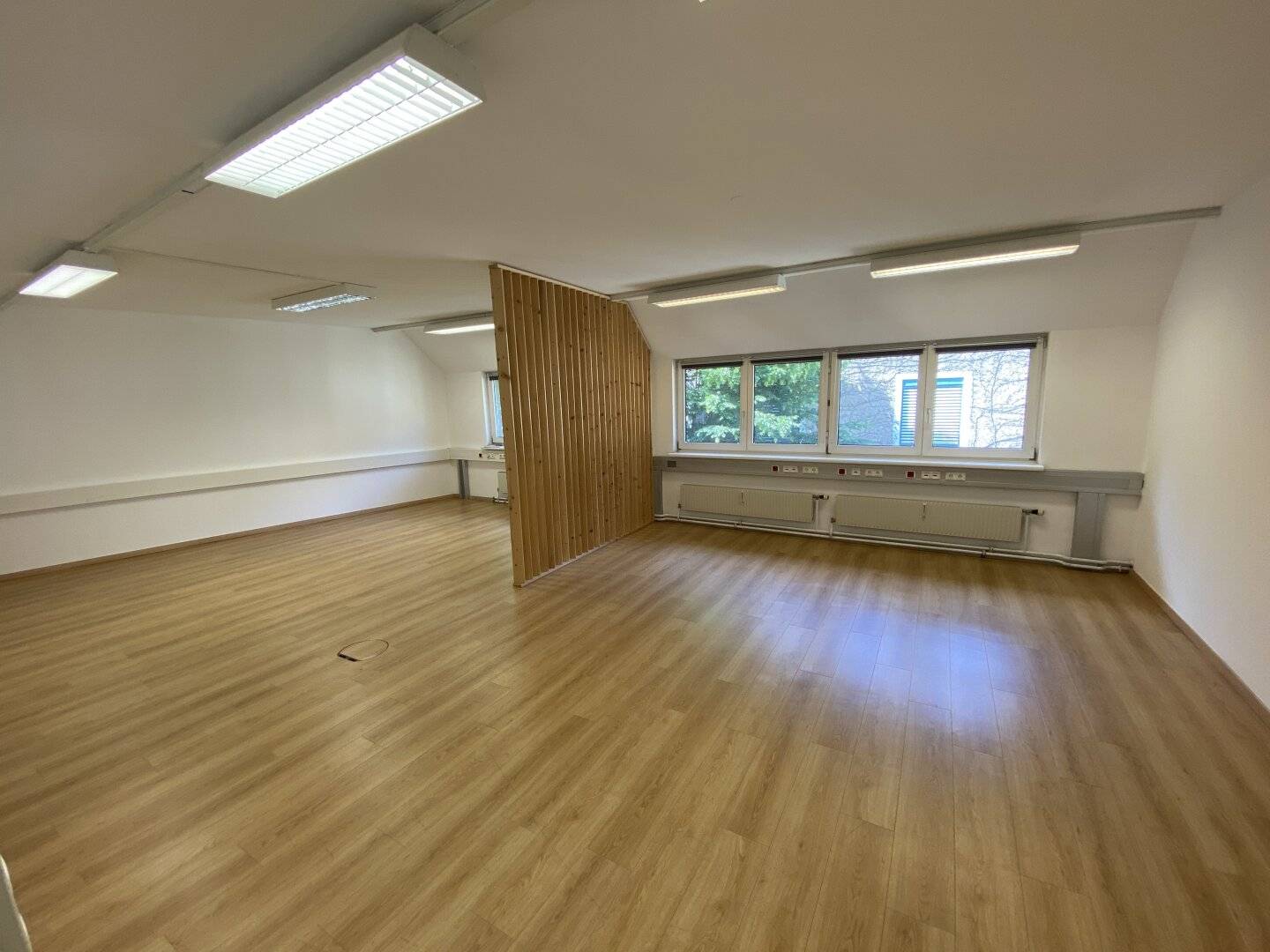 Schönes Großraum-Büro in top Lage! 47m²   - 4020 Linz