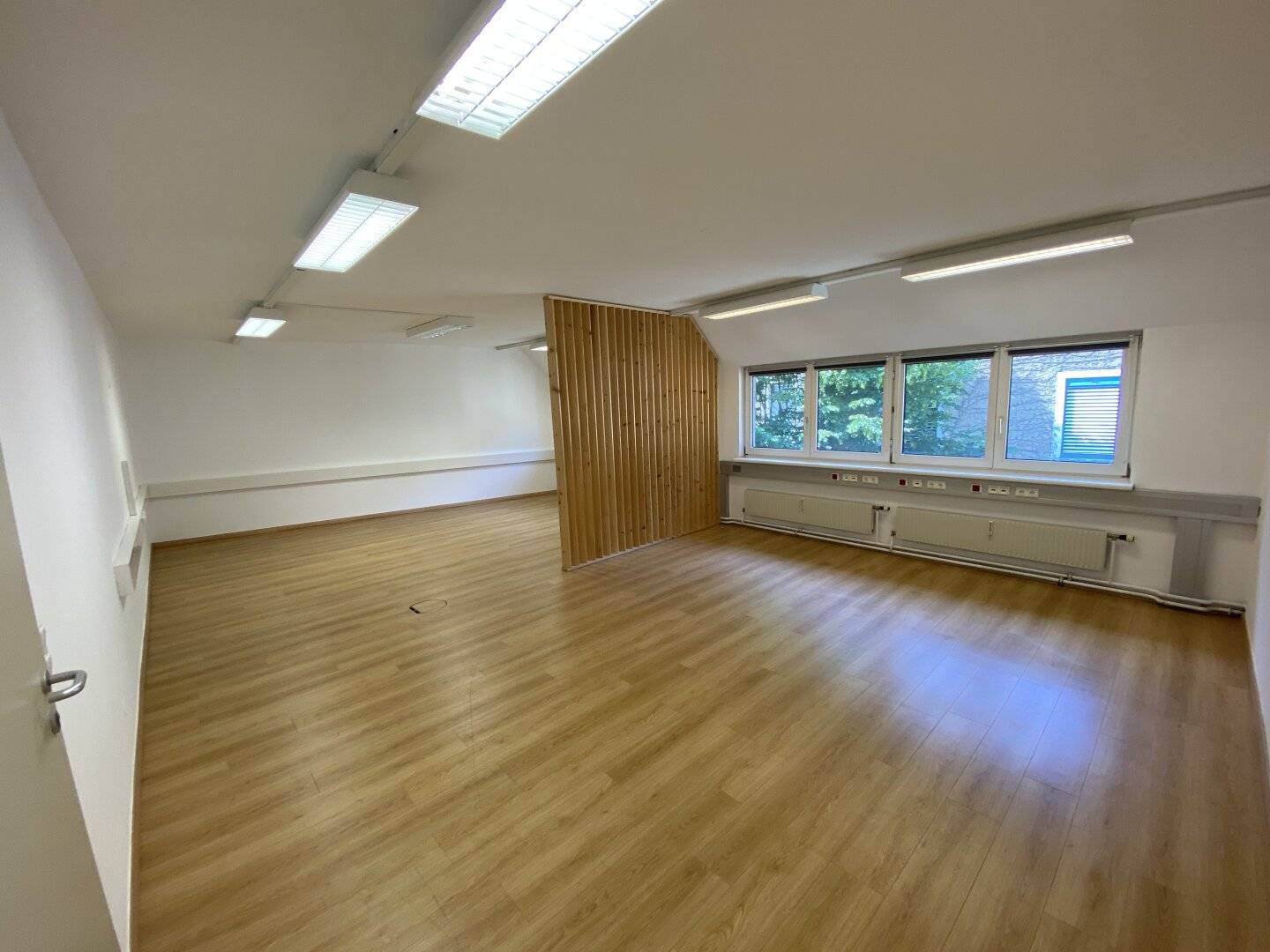 Schönes Großraum-Büro in top Lage! 47m²   - 4020 Linz