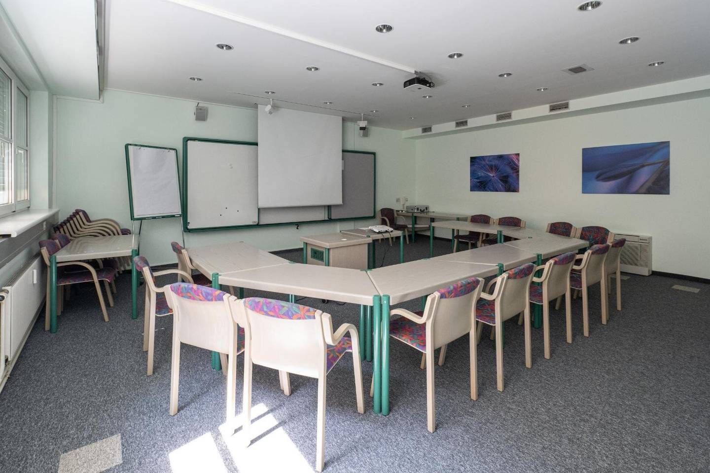 Seminarräume flexibel zu mieten *** ab EUR 18/Std. *** TAGUNGEN, SEMINARE, SCHULUNGEN, FORTBILDUNGEN *** flexible Buchungen
