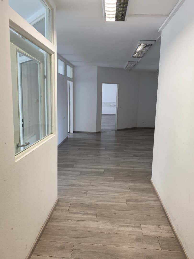 KLIMATISIERTES, großzügiges Büro mit 7 Zimmern in TOP Lage von Linz, 283m²!
