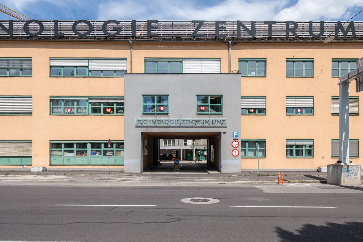 Klimatisiertes, schönes Büro 230m² in Linz, individuell bis 680 m2 erweiterbar!