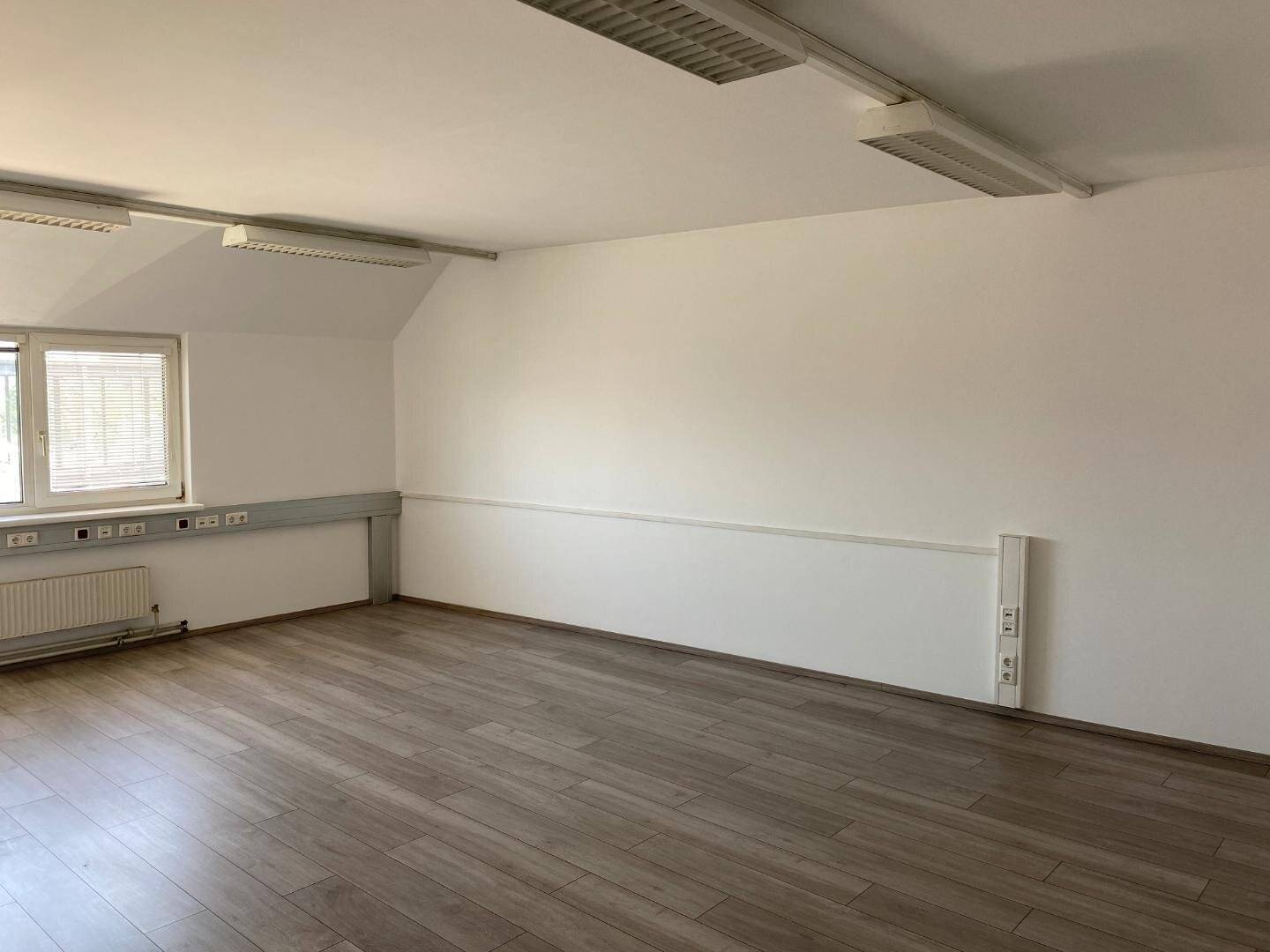 Schönes Büro im Technologiezentrum!  103m²   - 4020 Linz PROVISIONSFREI!