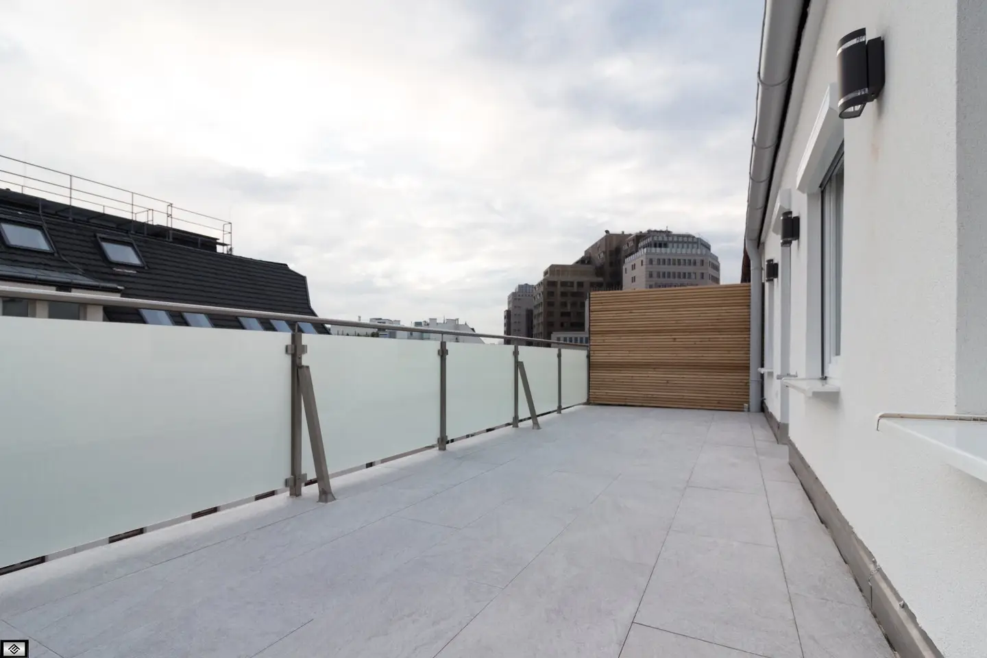 114m2 PENTHOUSE RARITÄT NÄHE URANIA MIT 2 TERRASSEN!