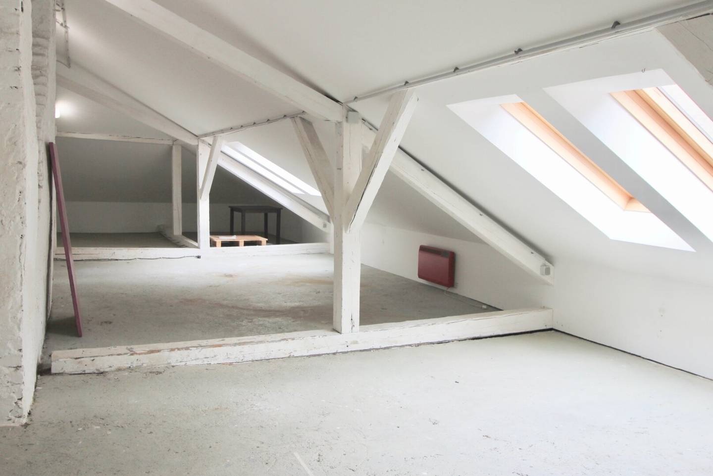 Loftartiges Büro im Dachgeschoß! Nähe Einsiedlerpark!
