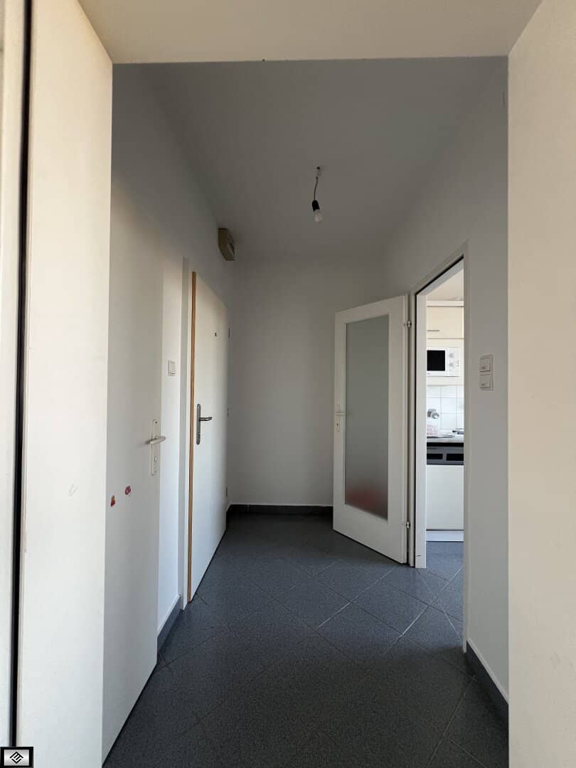 2 ZIMMER WOHNUNG IN BADEN NÄHE STRANDBAD MIT BLICK AM MITTERBERG - PROVISIONSFREI !!!