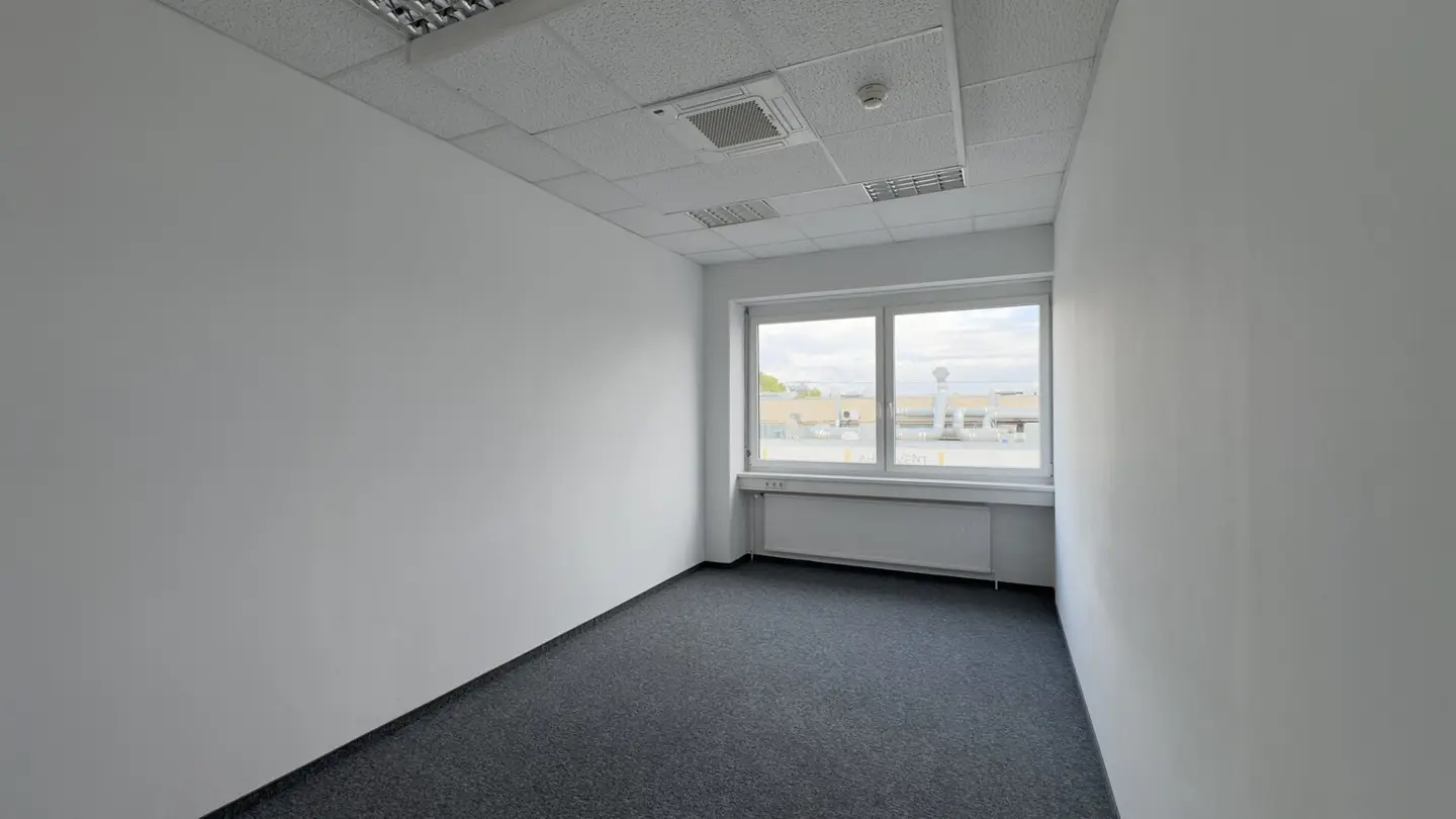 Großzügiges Büro in attraktiver Gewerbelage – Provisionsfrei