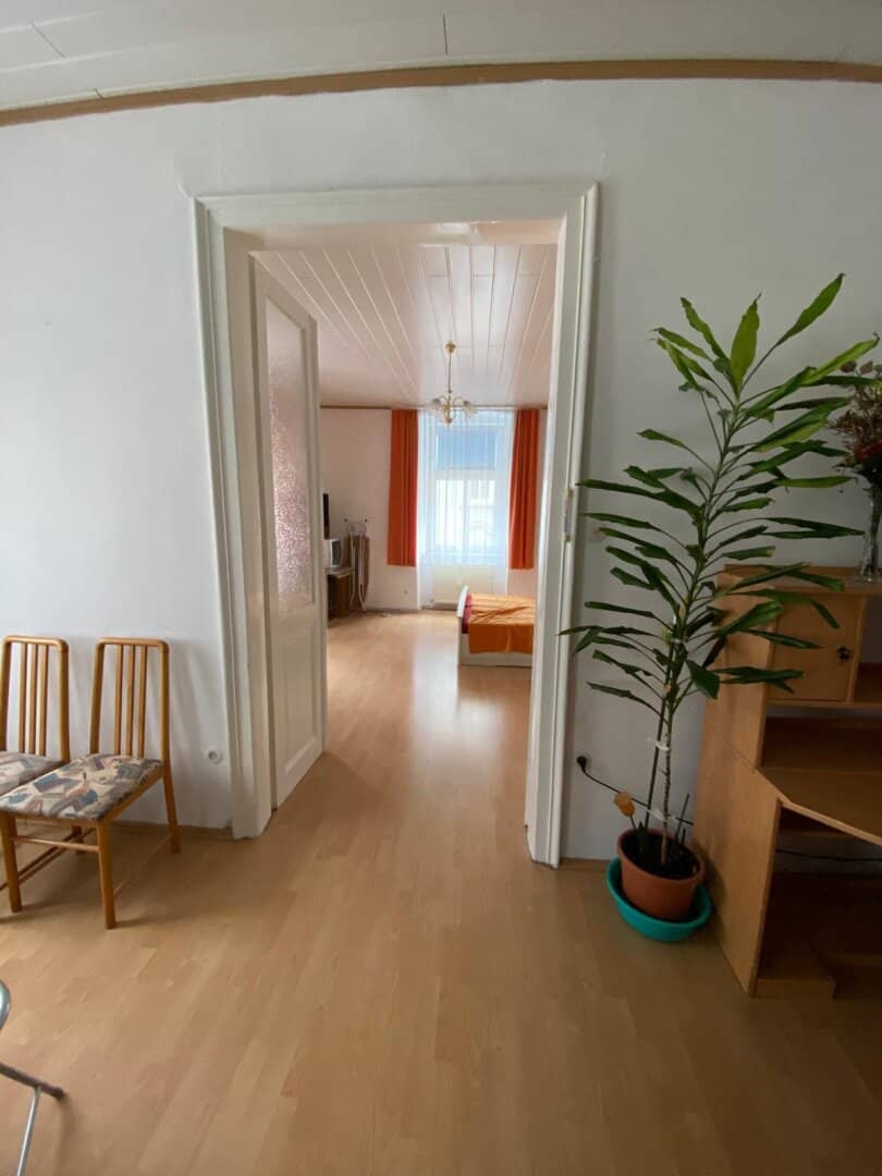 Helle 2-Zimmer-Altbauwohnung nahe Reumannplatz – sofort bezugsfertig