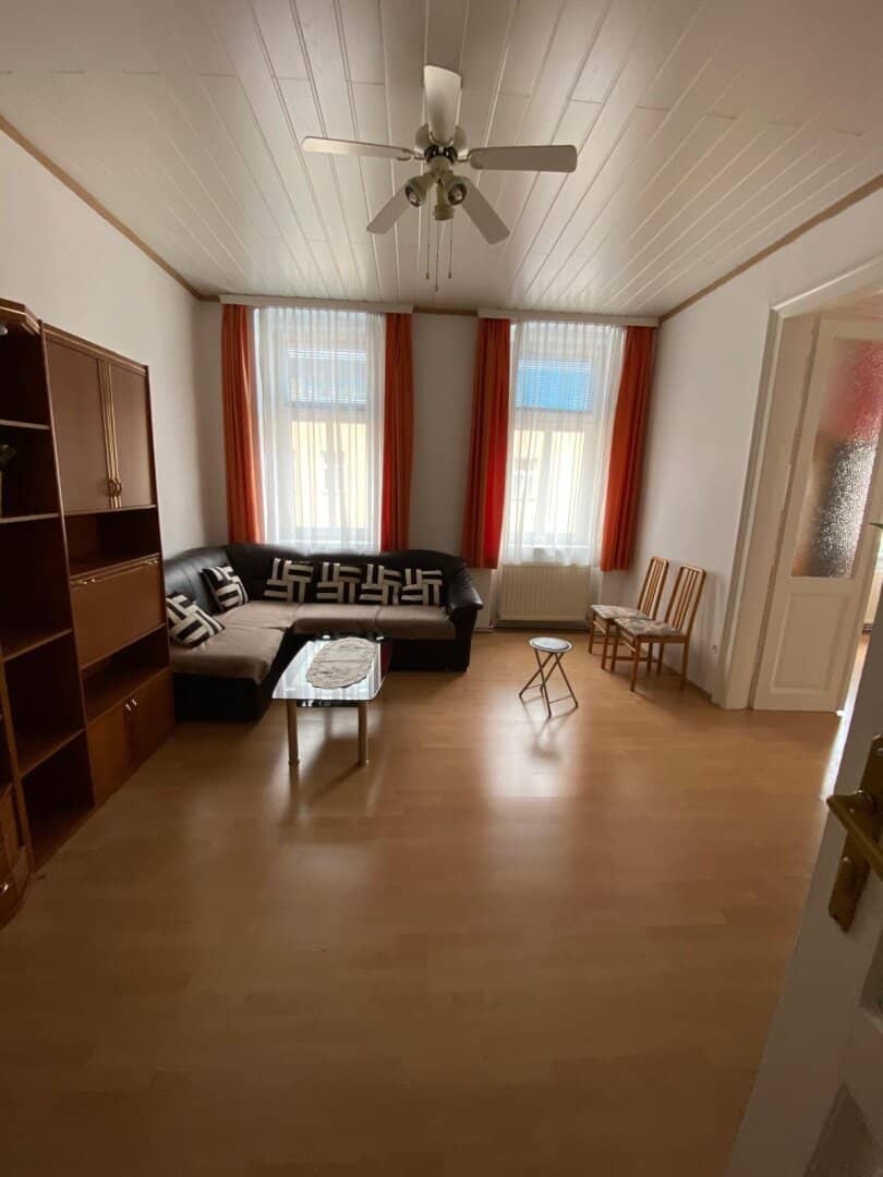 Helle 2-Zimmer-Altbauwohnung nahe Reumannplatz – sofort bezugsfertig