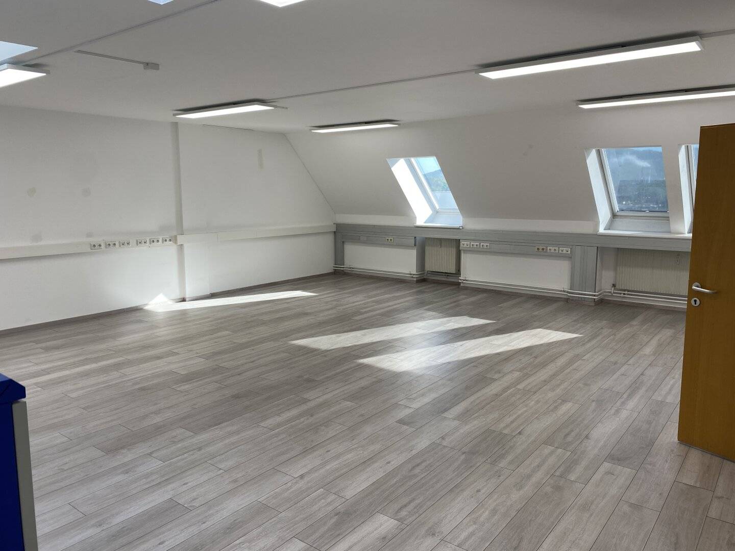 Klimatisiertes, schönes Büro 230m² in Linz, individuell bis 680 m2 erweiterbar!