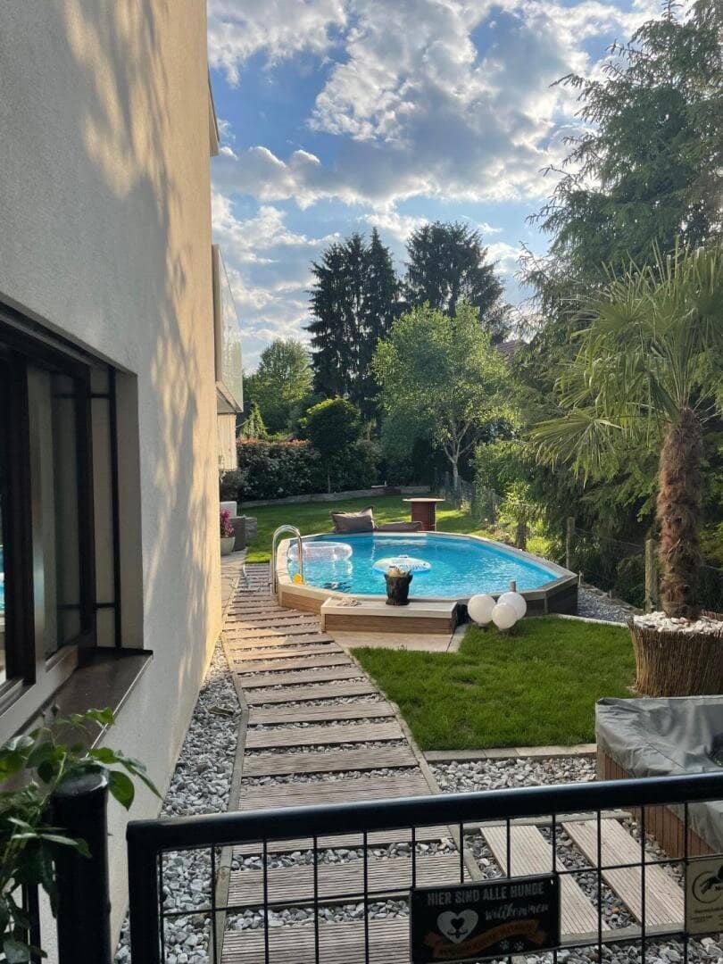 Private Gartenresidenz mit Pool & Whirlpool – Luxus im Zentrum von Kalsdorf!