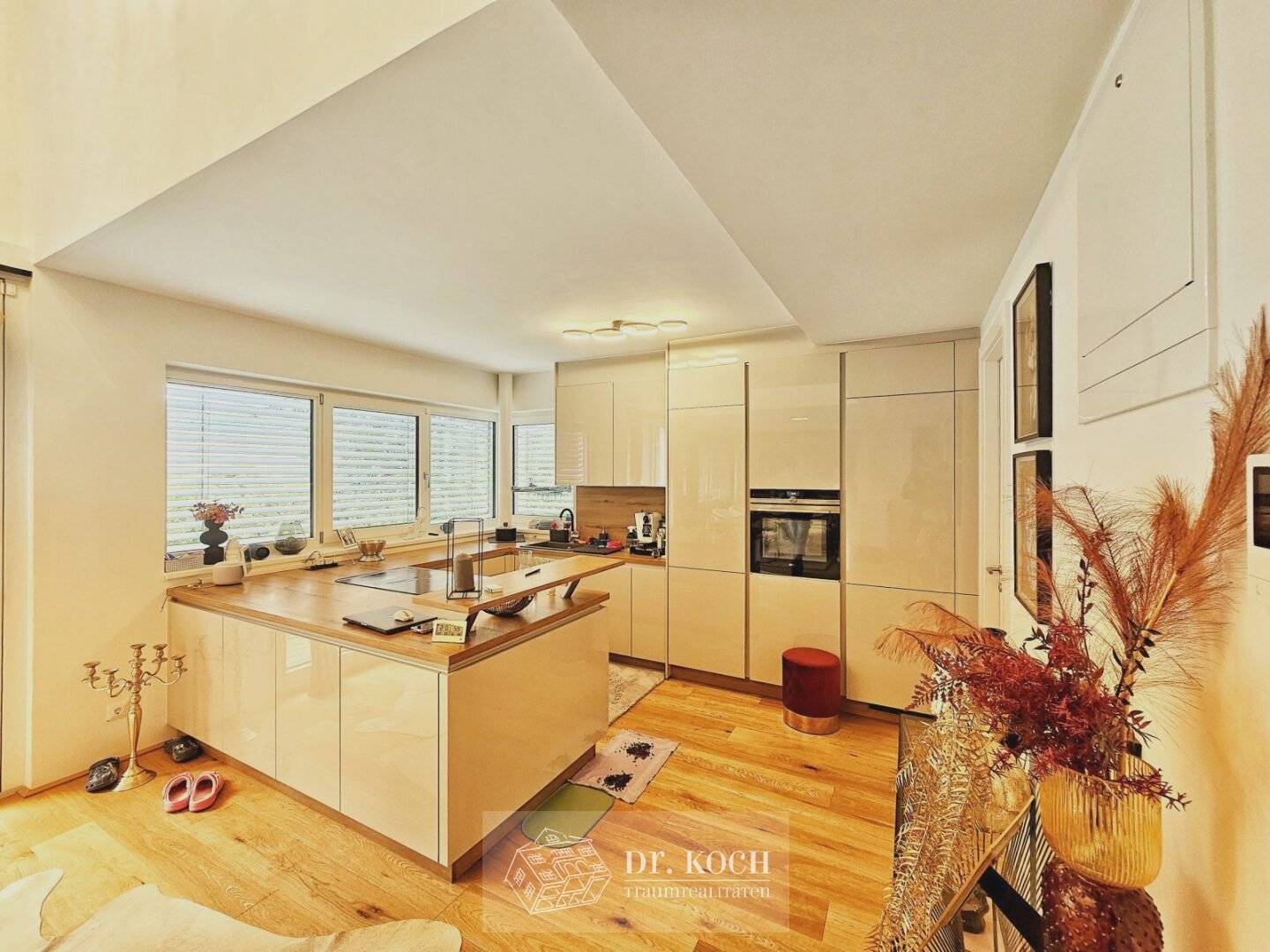 LUXUSVILLA mit  Weinbergblick in Klosterneuburg mit FINANZIERUNGSHILFE!