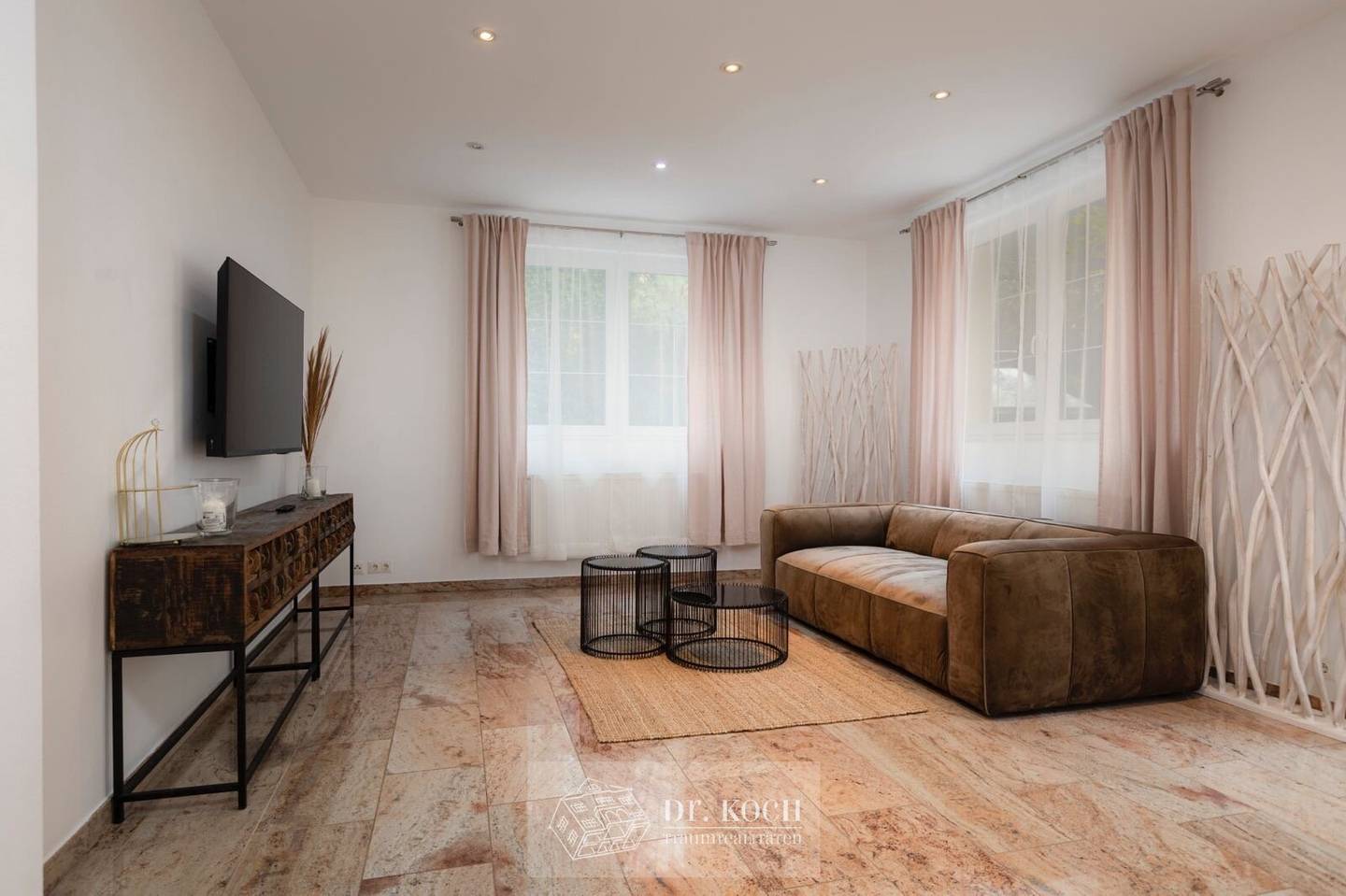 Exklusive Villa in 1130 Wien: 200m² Luxus inkl. neuer Designermöblierung, 5 Zimmer, 2 Terrassen!