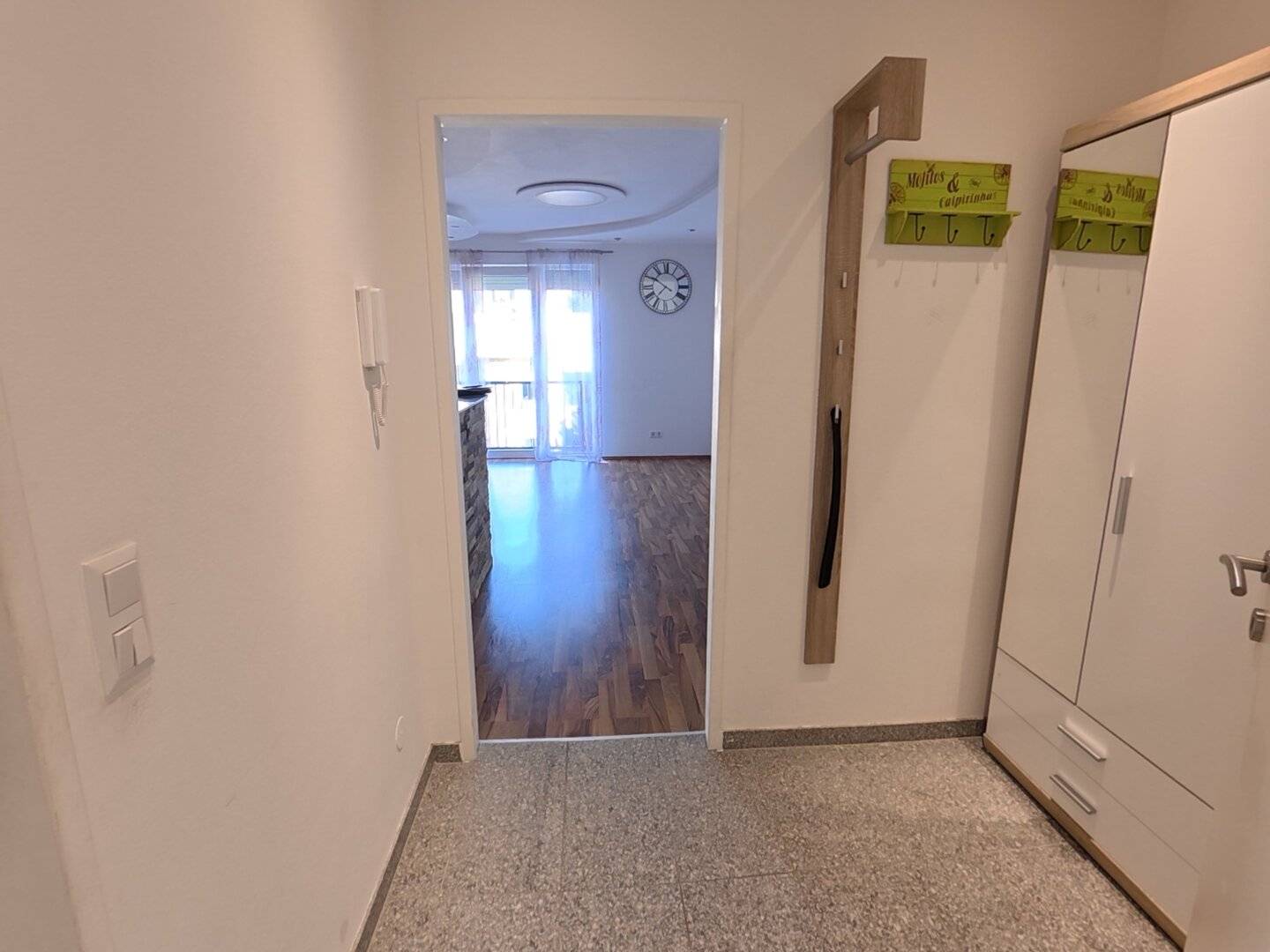 Sanierte Wohnung in Haid mit perfekter Anbindung – ideal für Eigennutzer & Anleger