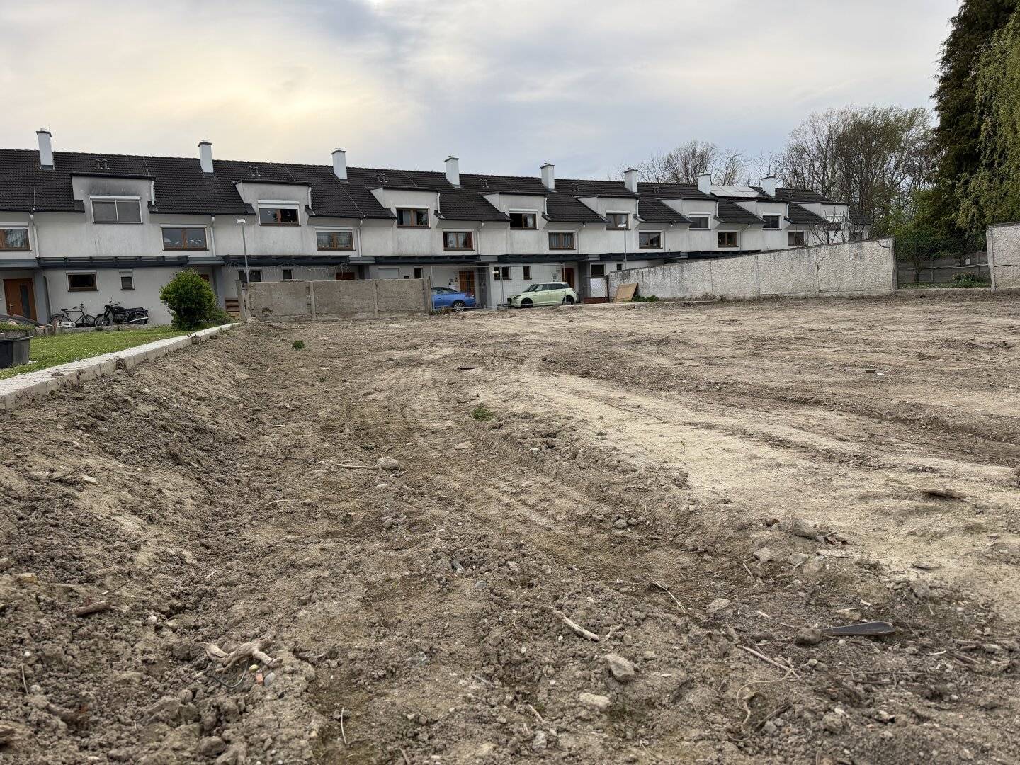 Perfekt geschnittener Baugrund mit ca. 521m² für Einzel- oder Doppelhaus, Ruhelage, Sackgasse