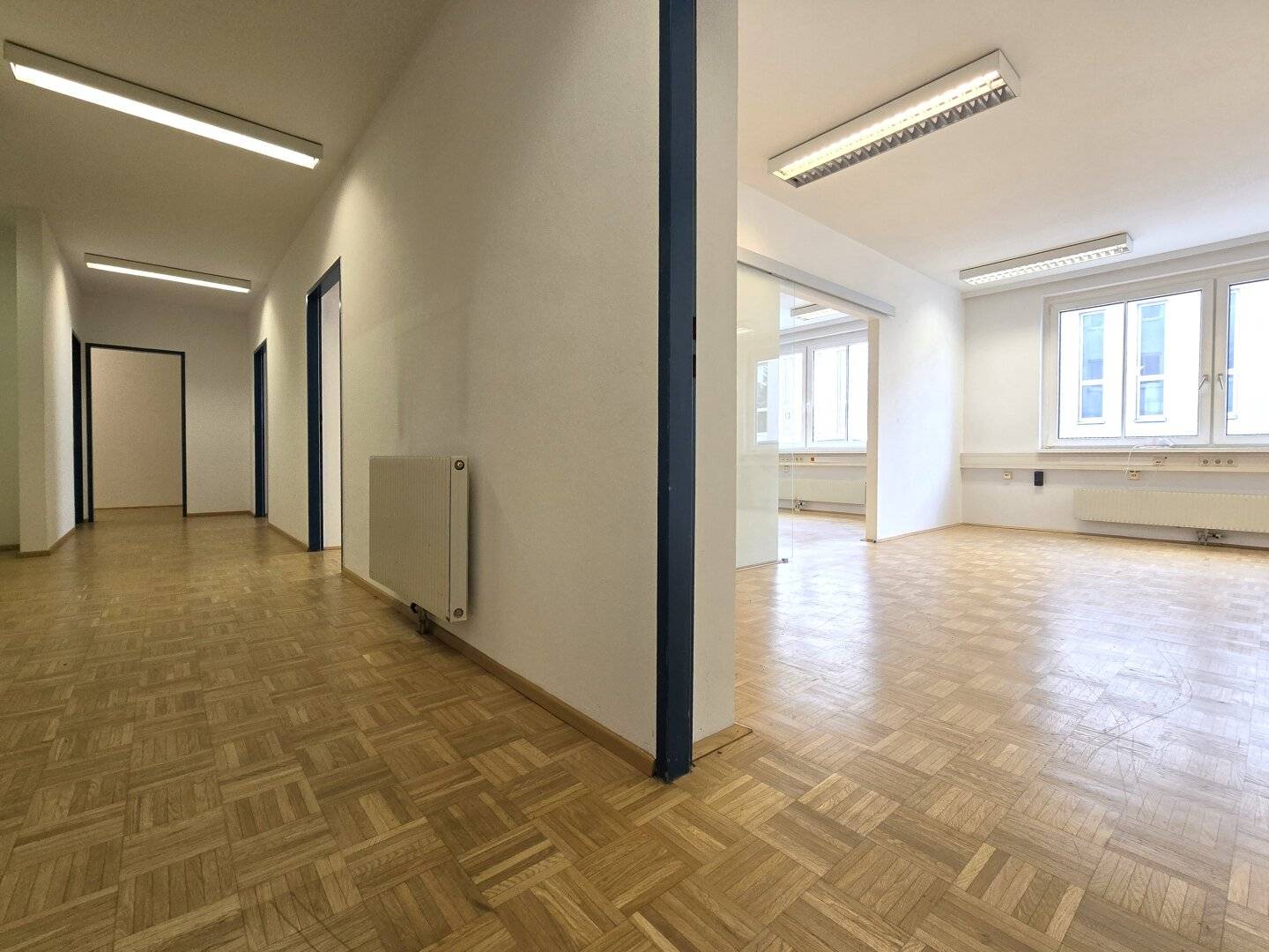 Several free spaces in an office building near Triester Straße
