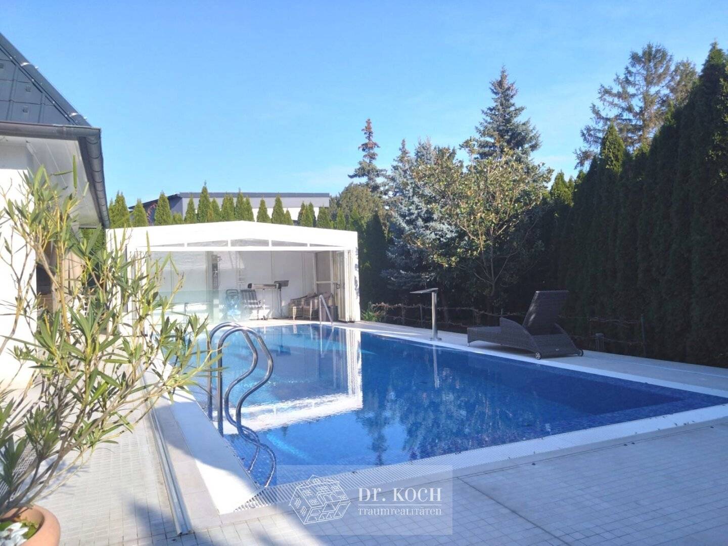 Perfektes Haus mit beheiztem Pool in Bruckhaufen
