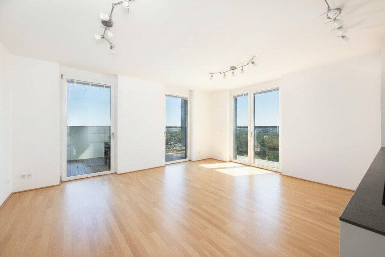MARINA TOWER | 20. Stock: Wohnen mit WEITBLICK!