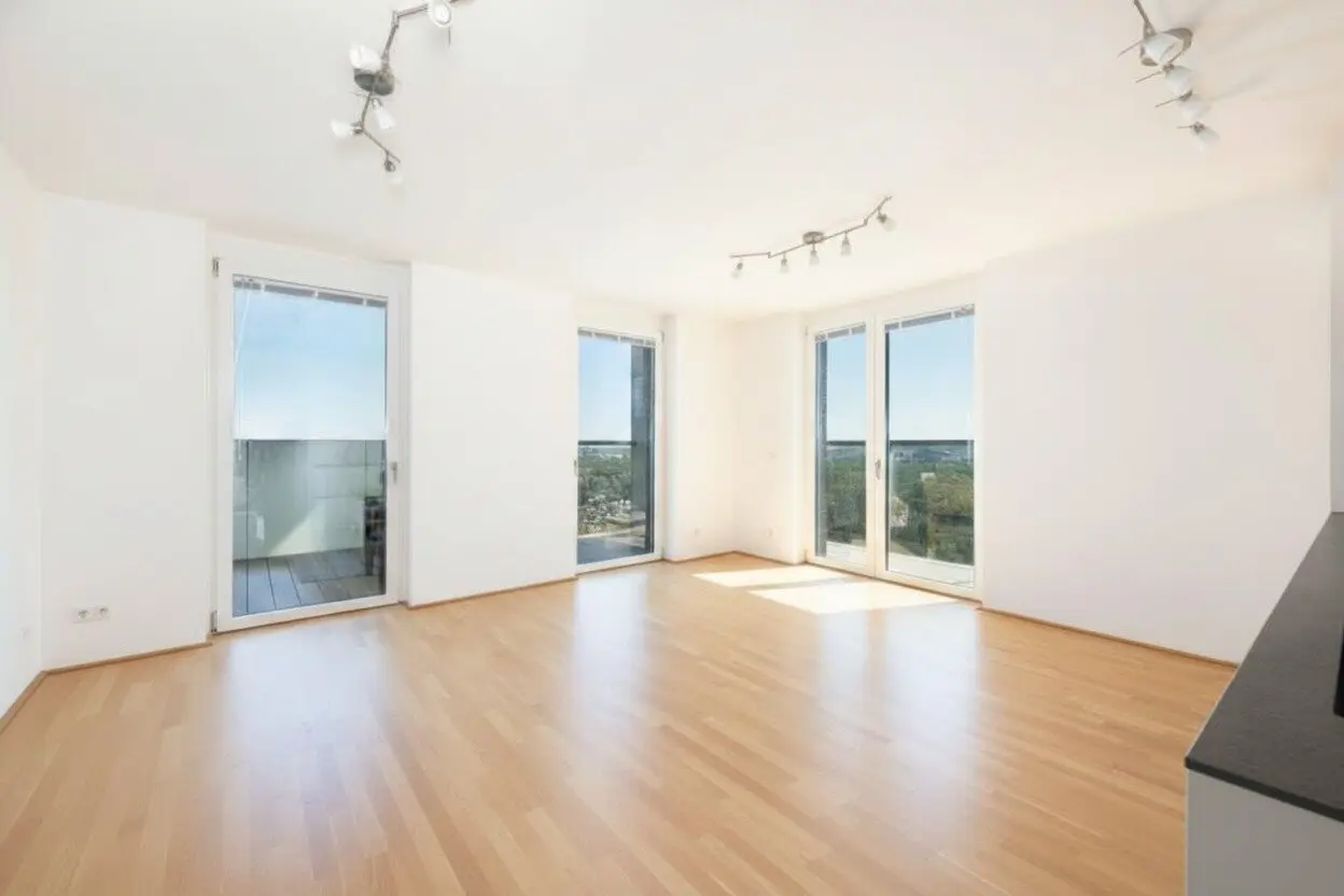 MARINA TOWER | 20. Stock: Wohnen mit WEITBLICK!