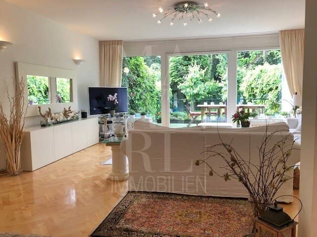 schönes Reihenhaus mit Terrassen & Eigengarten in Toplage