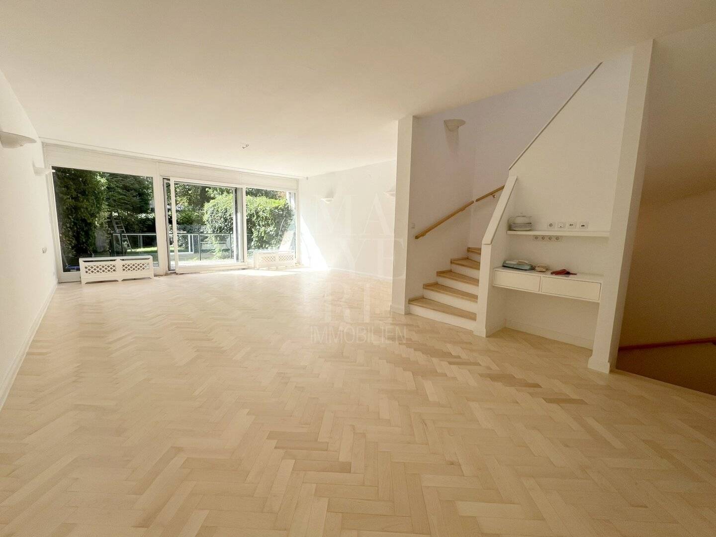 schönes Reihenhaus mit Terrassen & Eigengarten in Toplage